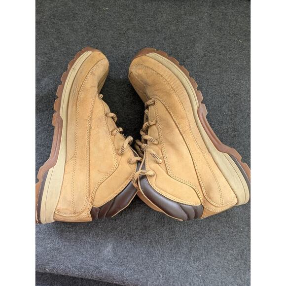 TIMBERLAND Men's Waterproof Mid Hiking Boots NUBUCK LEATHER SZ 10.5 - Picture 3 of 16